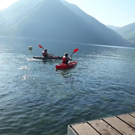 Charming House With Private Dock On Iii Apartamento